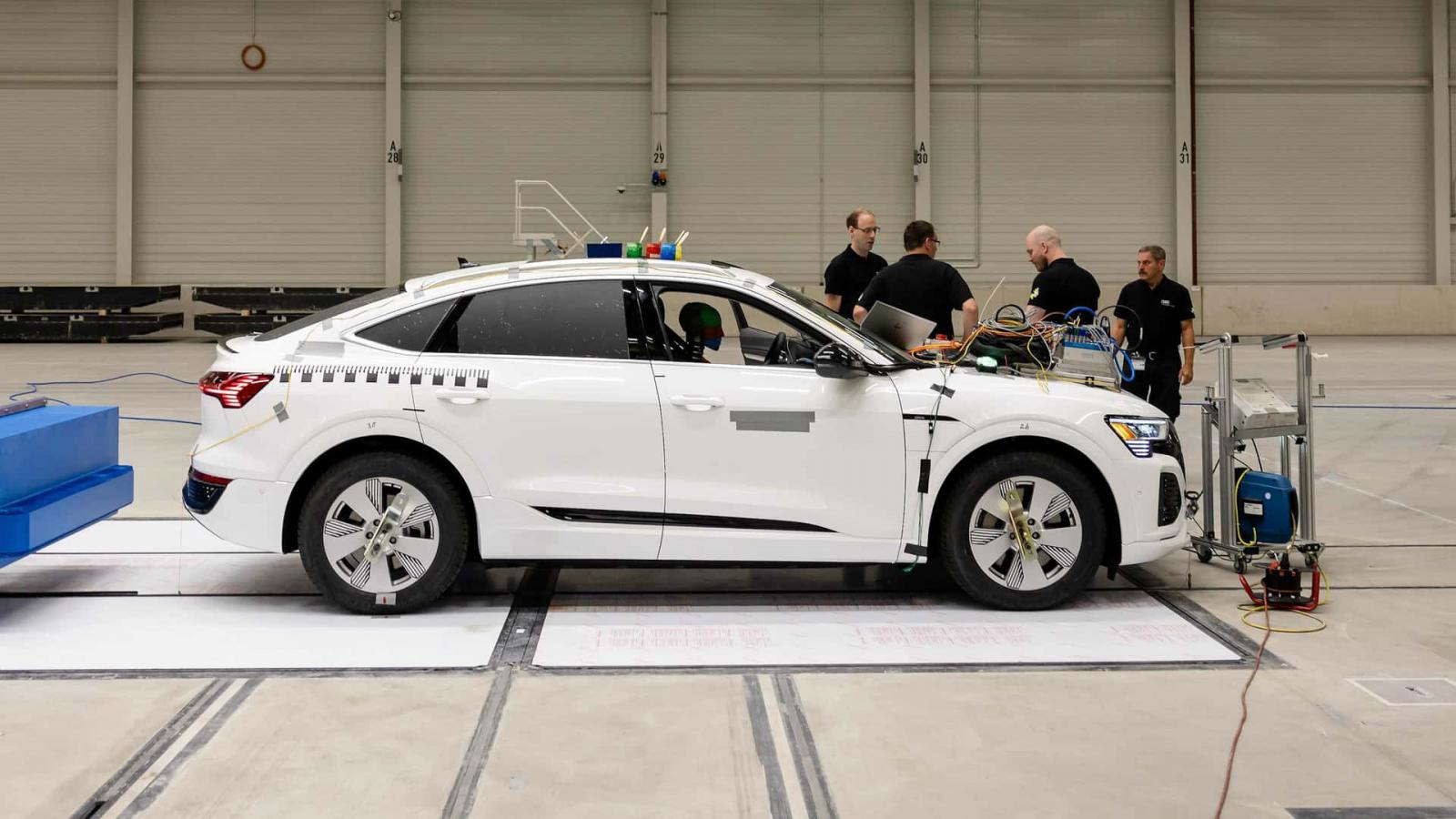 Νέο Κέντρο Ασφαλείας Οχημάτων άνοιξε η Audi 